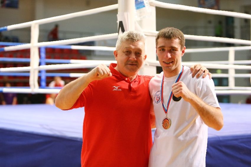 Арам Амирханян: Чтобы стать чемпионом, надо драться со всеми!