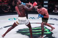 Ярослав Амосов победил Эда Рута на Bellator 239 единогласным решением судей