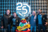 Бойцы поздравляют промоушен UFC с 25-летием