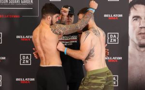 Диллон Дэнис добыл вторую досрочную победу на Bellator 222