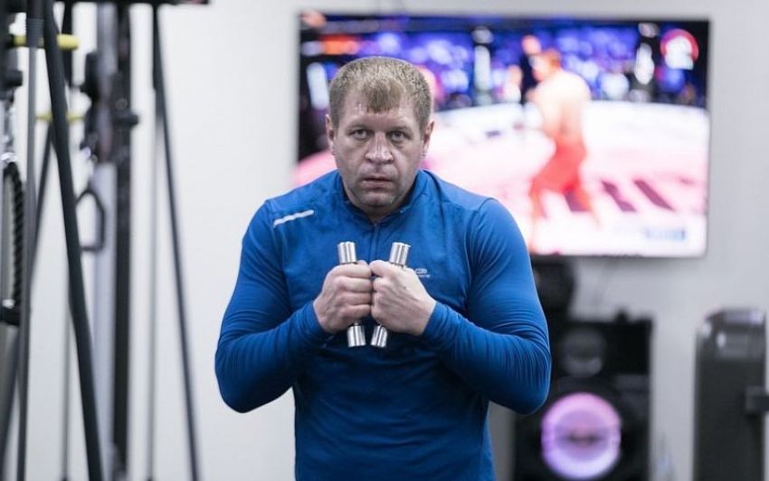 Александр Емельяненко раскрыл свою рекордную дистанцию в беге: "Семь килограмм потерял за этот кросс"