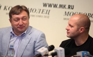 Что пишут про людей, окружавших Федора Емельяненко