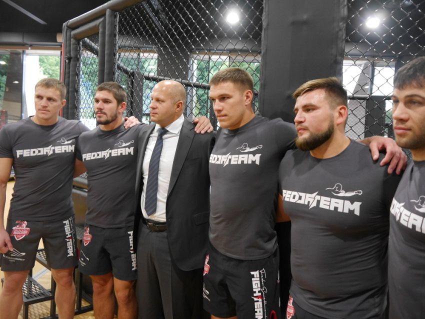 "Для тебя я не Федя, а Фёдор, иуда!" Емельяненко жёстко ответил брату