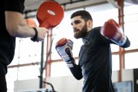 Американский тренер оценил шансы Карена Чукхаджяна на завоевание чемпионского титула