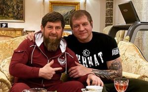 Александр Емельяненко: "Кадыров постоянно интересуется, в какой я форме"