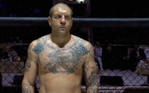Алексей Олейник: "У Александра Емельяненко 10 лет назад был очень крутой уровень"