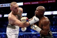 Конор МакГрегор вызвал Мейвезера на реванш на UFC White House