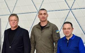 "IBA возглавляет человек, который сменил свою фамилию, чтобы быть ближе к Путину". Кличко высказался о Кремлеве