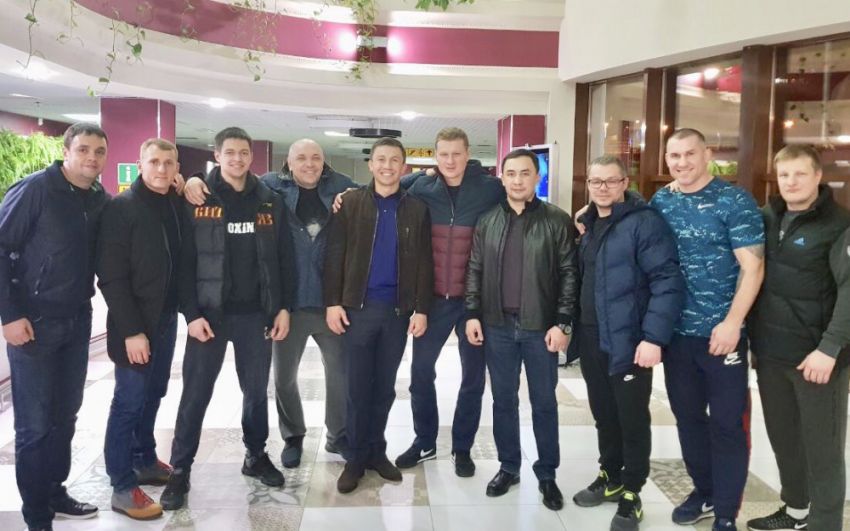 Головкин навестил Поветкина. Оба боксёра были участниками чемпионата мира в Бангкоке и Олимпиады в Афинах