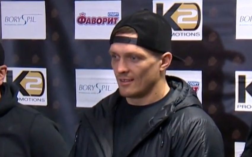 Усик: «От Мчуну мне прилетело головой, на повторах это видно»