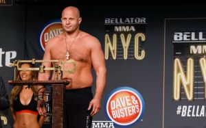 Результаты взвешивания участников турнира Bellator 214: Емельяненко - Бейдер
