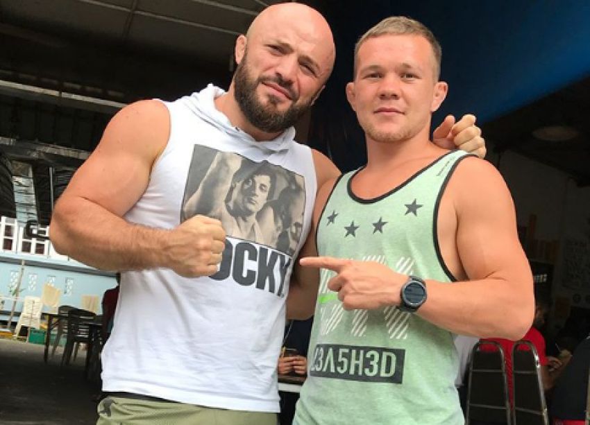 Российский боец Петр Ян завтра подпишет контракт с UFC