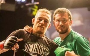 Тренер Макгрегора о лишении чемпионского пояса: «Это недальновидное решение UFC. Это нелепо»