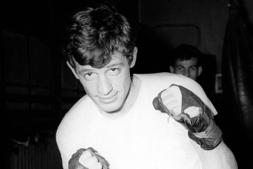 На 88 году жизни скончался бывший чемпион Парижа по боксу в полусреднем весе легендарный Жан-Поль Бельмондо