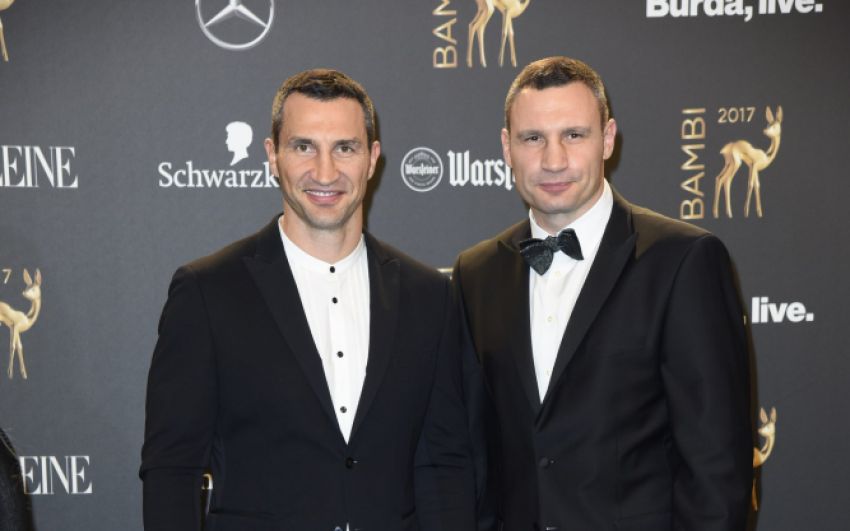Фото: Братья Кличко на торжественной церемонии Bambi Awards 2017