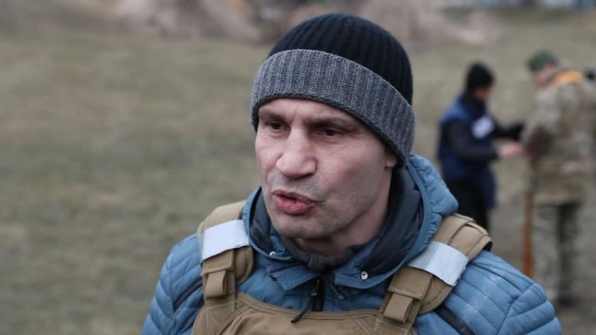 Марина Мороз - о решении братьев Кличко, Усика и Ломаченко защищать Украину от нападения России: "Это потрясающе"