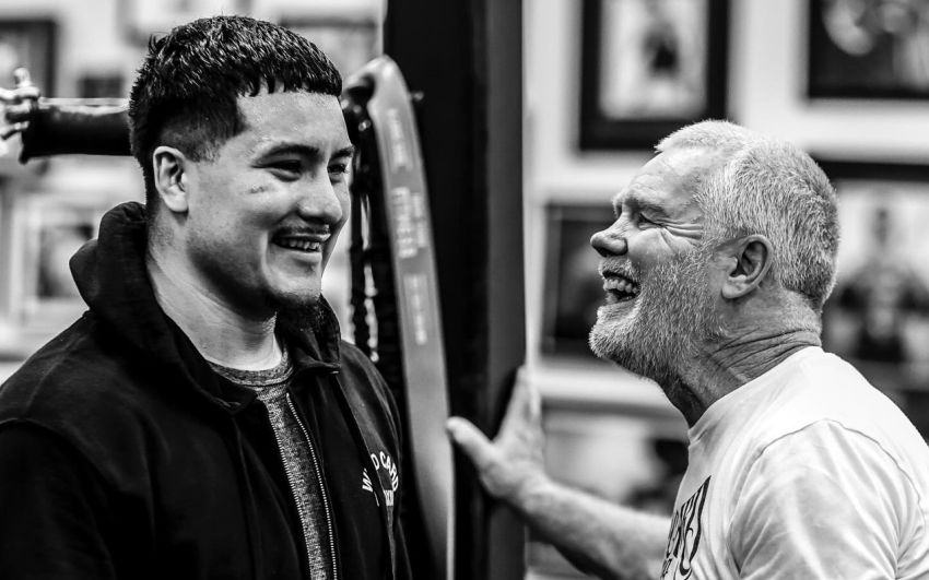 Кейн Сандоваль: "Видеть как рядом тренируется Пакьяо это огромная мотивация"